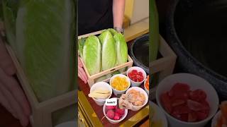 Ăn salad xà lách Romaine 208 mỗi hộp 68 vẫn là 1 đầu 240K duongpho food anvat streetfood [upl. by Nysilla]