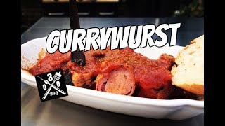 Currywurst das Berliner Original  Ist das die BESTE Currywurst Sauce   030 BBQ [upl. by Ecraep]