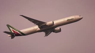 JFK Plane Spotting runway 13R and 22 at sunset 4K [upl. by Margetts]