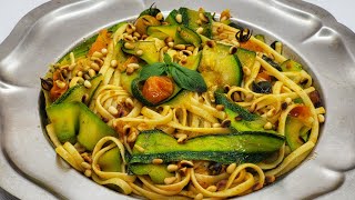 SPAGUETTIS de COURGETTES à LITALIENNE [upl. by Aikemot]