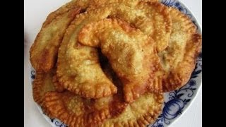 Saftige und knusperige Teigtaschen mit Hackfleischfüllung Tschebureki [upl. by Eanahs]