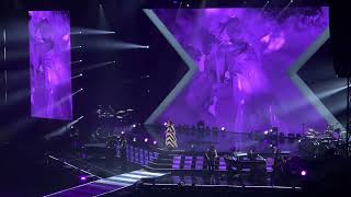 Invece no  Laura Pausini live Roma 13122023 [upl. by Odnomyar]