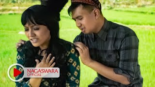 Merpati Band  Cinta Kandas Tiada Terbalas  Official Music Video  NAGASWARA [upl. by Binni259]