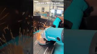 Esmeriladora Angular Makita GA9090 2200w 230mm9pLG 6600rpm [upl. by Aleacim]