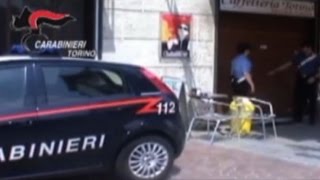 Sei proiettili contro un bar di Settimo torinese preso 21enne [upl. by Etnomal]