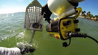 Metal Detecting on Key Biscayne with the Garrett Sea Hunter Mark II [upl. by Bunow]