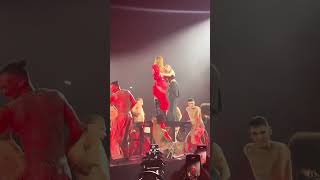 Elodie e Annalisa  Ciclone  Live  Mediolanum Forum Assago Milano [upl. by Xenos]