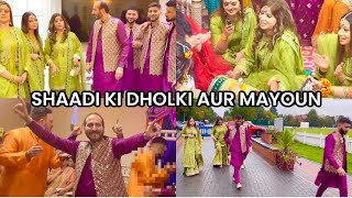 SHAADI KI DHOLKI AUR MAYOUN 🎊  BEST DHOLKI PLAYING BY MAMA 🪘🥰 PAPAS BHANGRA 🕺 [upl. by Adelaja]