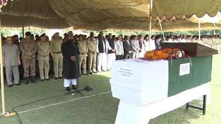 Funeral prayers for 1965 war veteran Sepoy Maqbool Hussain Pakistan [upl. by Rahman613]