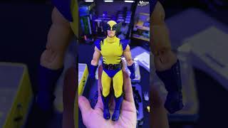 Wolverine Mezco Deluxe 112 viiptoys [upl. by Paik]