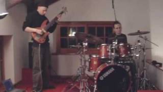 FOUR FINGERS BASS TECHNIQUEROBERTO BADOGLIOGROOVE [upl. by Alpert]