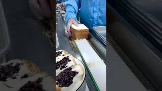 Process of Placing Bread Slices on a Conveyance System [upl. by Suoicserp]