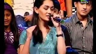 Rahman Stunted Performance By North Indian Girl Sings Tamil Song Movies share [upl. by Chandless]