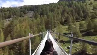 Längste Hängebrücke der Welt 494 Meter in Randa Grächen Zermatt 2972017 [upl. by Lenno]