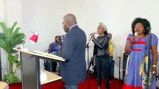 EGLISE LA MAIN DE LETERNEL FRANCE  COMMENT SE DETACHER [upl. by Hafler]