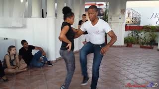 Rodolfo y Franchelle BAILANDO BACHATA SABROSA en Rep Dominicana Juan Bautista  La puerta Rompere [upl. by Eila]