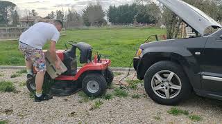 Comment démarrer un tracteur tondeuse après lhivernage [upl. by Alyssa]