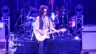 Mike Campbell and the Dirty Knobs  Listen to Her Heart Live [upl. by Neva]