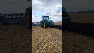 Plowing John Deere 8335R O Lemken Diamant11 farming agriculture farm tractor shorts [upl. by Macegan]