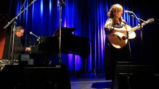 Gretchen Peters  Everything Falls Away  Mar 2015 [upl. by Gerson]