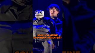 Alles freiwillig michaelhatzius dieechse comedy humor standup impro puppenspiel live tour [upl. by Phillipe]