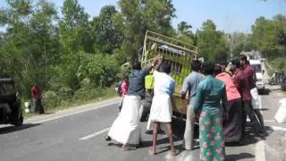 Accident in NH 47 Bypass [upl. by Dredi227]