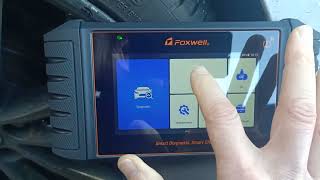 Easy TPMS sensor reading and cloning  Foxwell i50TS [upl. by Eisned]