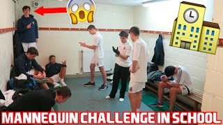 MANNEQUIN CHALLENGE IN SCHOOL 🏫 😱 [upl. by Aryas]