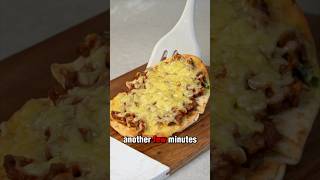 Super low calorie pizza bolognese flatbread 😮‍💨 weightloss easyrecipe healthyeating diet [upl. by Thenna]