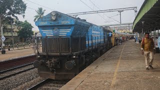 KJM WDP4 Thunderous Honking amp Humming  Tumakuru  Chamarajanagar Passenger Departs Bidadi station [upl. by Ayortal335]