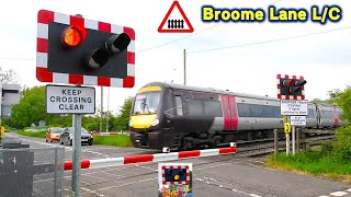 Broome Lane Level Crossing Leicestershire [upl. by Inasah]