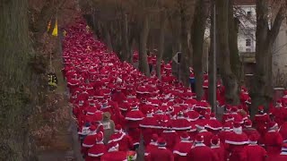 1000 Nikoläuse laufen mit  in Michendorf [upl. by Ynhoj]