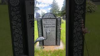 Interesting epitaph on this Halloween tombstone of an artist [upl. by Ognimod]