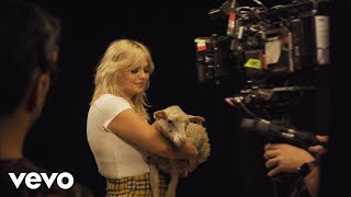 Louane  Tornade making of clip [upl. by Aivekahs198]