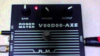 Roger Mayer VoodooAxe Fuzz [upl. by Irena778]