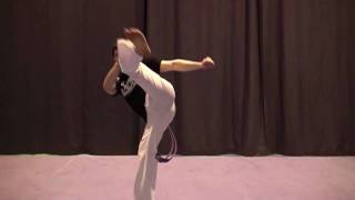 Martelo  Capoeira movimento  slow motion [upl. by Etnahc]