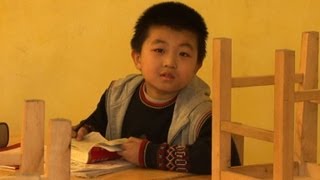 Léducation à la dure des enfants remise en cause en Chine [upl. by Falzetta]