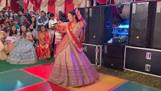 Mathe Pe Chamkan  Bridal Dance Performance in Reception Party [upl. by Wilek228]