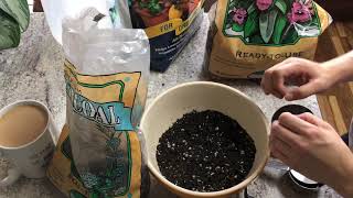 My philodendron soil mix🥣🥄 [upl. by Neelyahs]