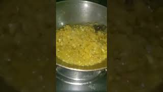 kola gaser bharali ar local macher matha diye tarkari subscribe please 🙏 [upl. by Agbogla552]