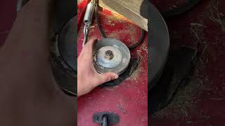 Upper spindle bearing failure lawncare mower lawnmower lawnmowerengine maintenance [upl. by Kopple]