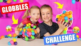 DE GLOBBLES CHALLENGE Heel Veel Lol Met Kleverige Balletjes ♥DeZoeteZusjes♥ [upl. by Eibbil734]