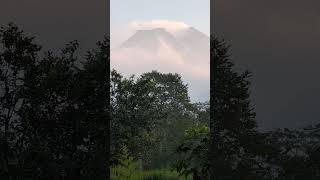 GUNUNG MERAPI SIAGA KONDISI TERBARU PUNCAK [upl. by Dedie]