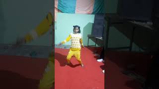 Purani video mere mama ki sadi m danceshortvideo nirman family dance musicsong [upl. by Odranoel29]