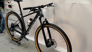 BICICLETA SCOTT SCALE 940 GRANITE BLACK 2022 GalacioBike [upl. by Urbana]