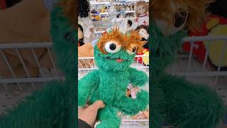 Sesame Street Oscar the grouch plush plushy collectible toy item goldhunter137 [upl. by Rramo96]