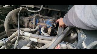 Bobcat S630 code d7553 left forward solenoid error [upl. by Elinnet]