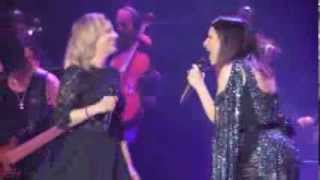 LAURA PAUSINI quotCome se non fosse stato mai amorequot feat EMMA live  Milano [upl. by Eitsirhc]