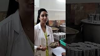 Preparation of Navra Kizhi  Vrindavan Ayurveda Chikitsalayam [upl. by Hindu]