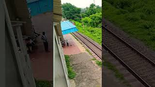 Ek Aisa Train Jo Bina Ruke Chalti Hai 500 KM Distance shorts train ytshorts [upl. by Fabrin669]